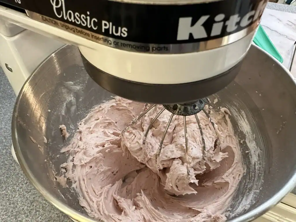 strawberry frosting